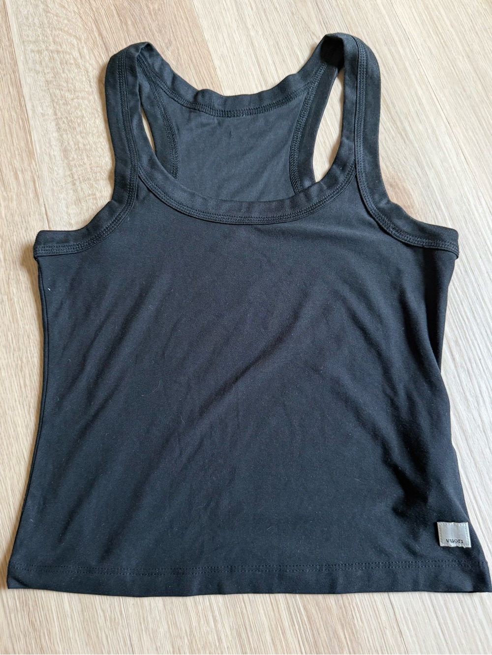 Vuori Halo Essential Tank Sz S Black